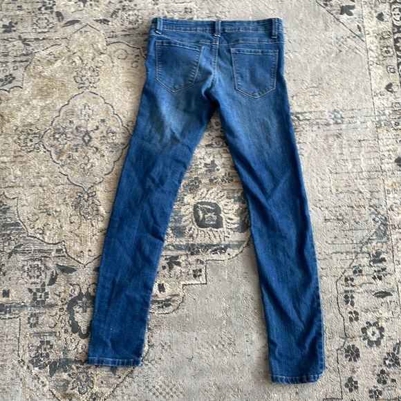 Woman’s size 3 Blue Asphalt denim low rise, skinny jeans - Picture 2 of 3